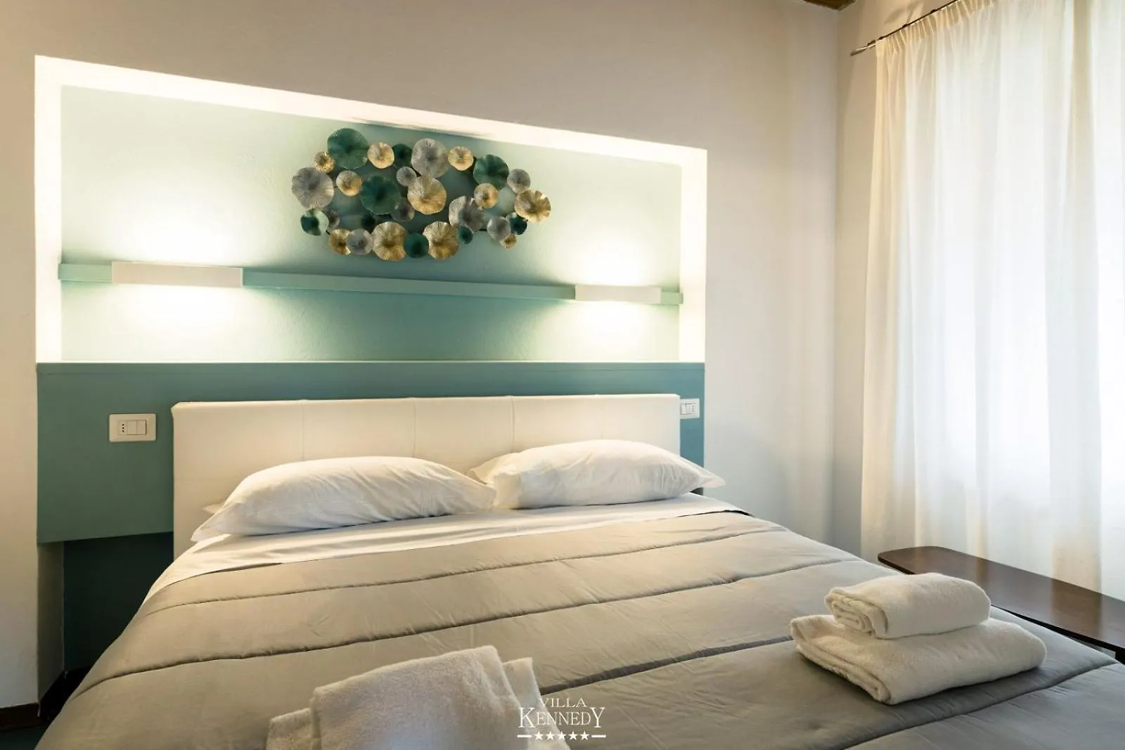 Apartment Villa Kennedy - Robert Sirmione